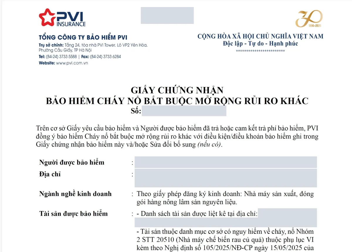 Trang đầu giấy chứng nhận bảo hiểm cháy nổ bắt buộc mở rộng rủi ro khác của PVI, tên, địa chỉ và số giấy chứng nhận đã được che